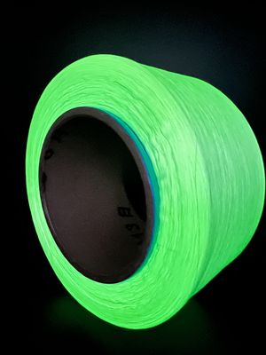 Luminoso brilho no escuro Fios de crochê FDY para tecelagem de tricô