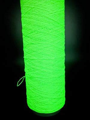 450D Glow In The Dark Tricotagem Fios Poliéster para Tecelagem de Camisola