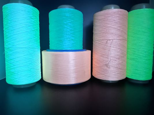 Calçados de tricô fluorescentes de poliéster com fio brilhante
