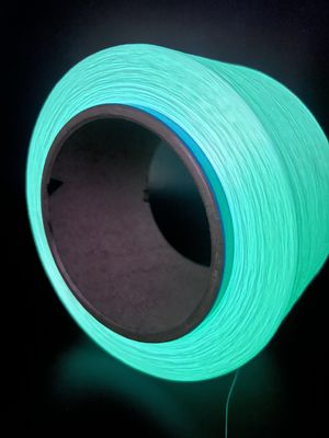 Fio de crochê rosa luminoso brilha no escuro 100 metros resistente a UV
